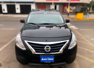 Nissan Versa  2021
