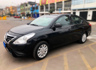 Nissan Versa  2021