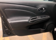 Nissan Versa  2021