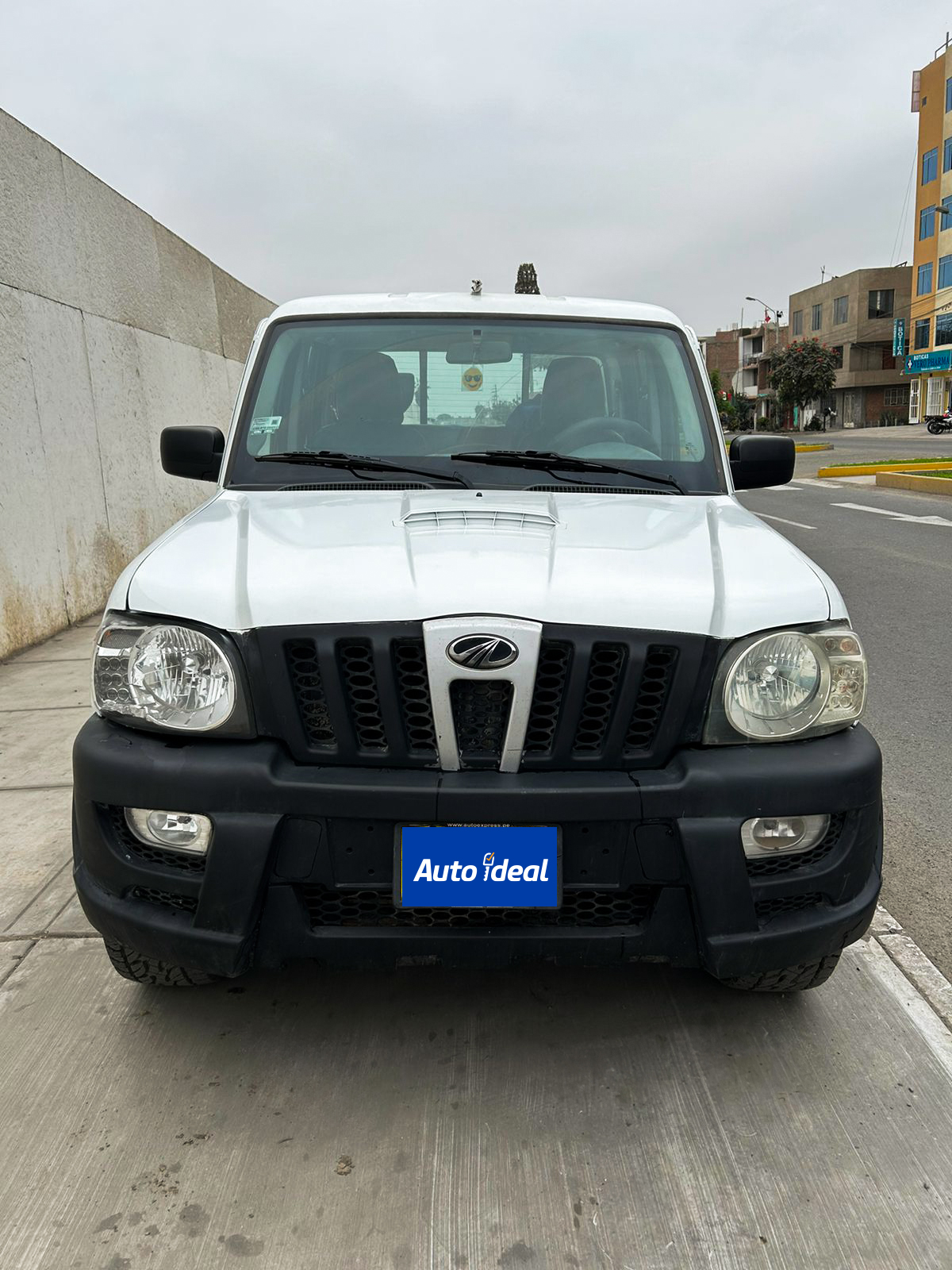 Mahindra Pick Up Doble Cabina 2010
