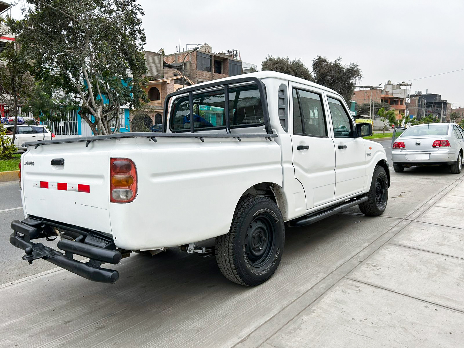 Mahindra Pick Up Doble Cabina 2010