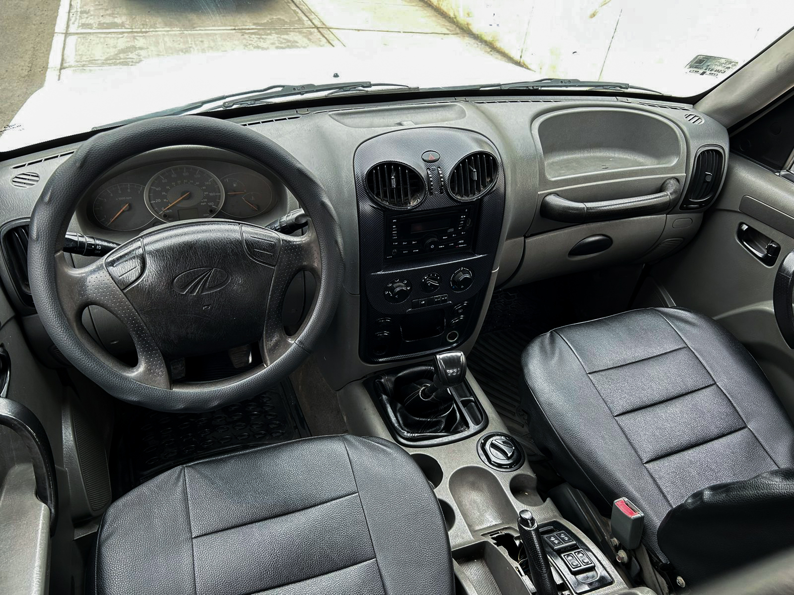 Mahindra Pick Up Doble Cabina 2010