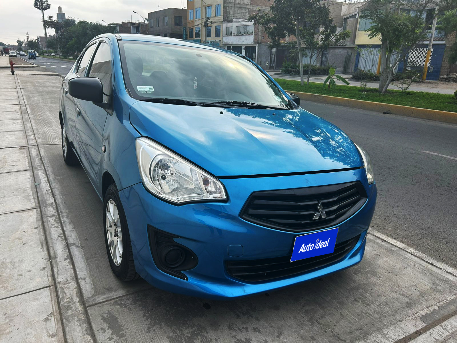 Mitsubishi Mirage G4 2014
