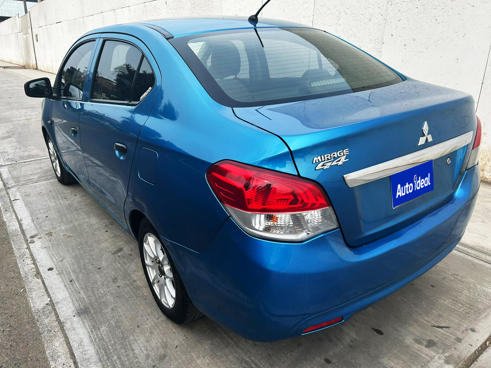 Mitsubishi Mirage G4 2014